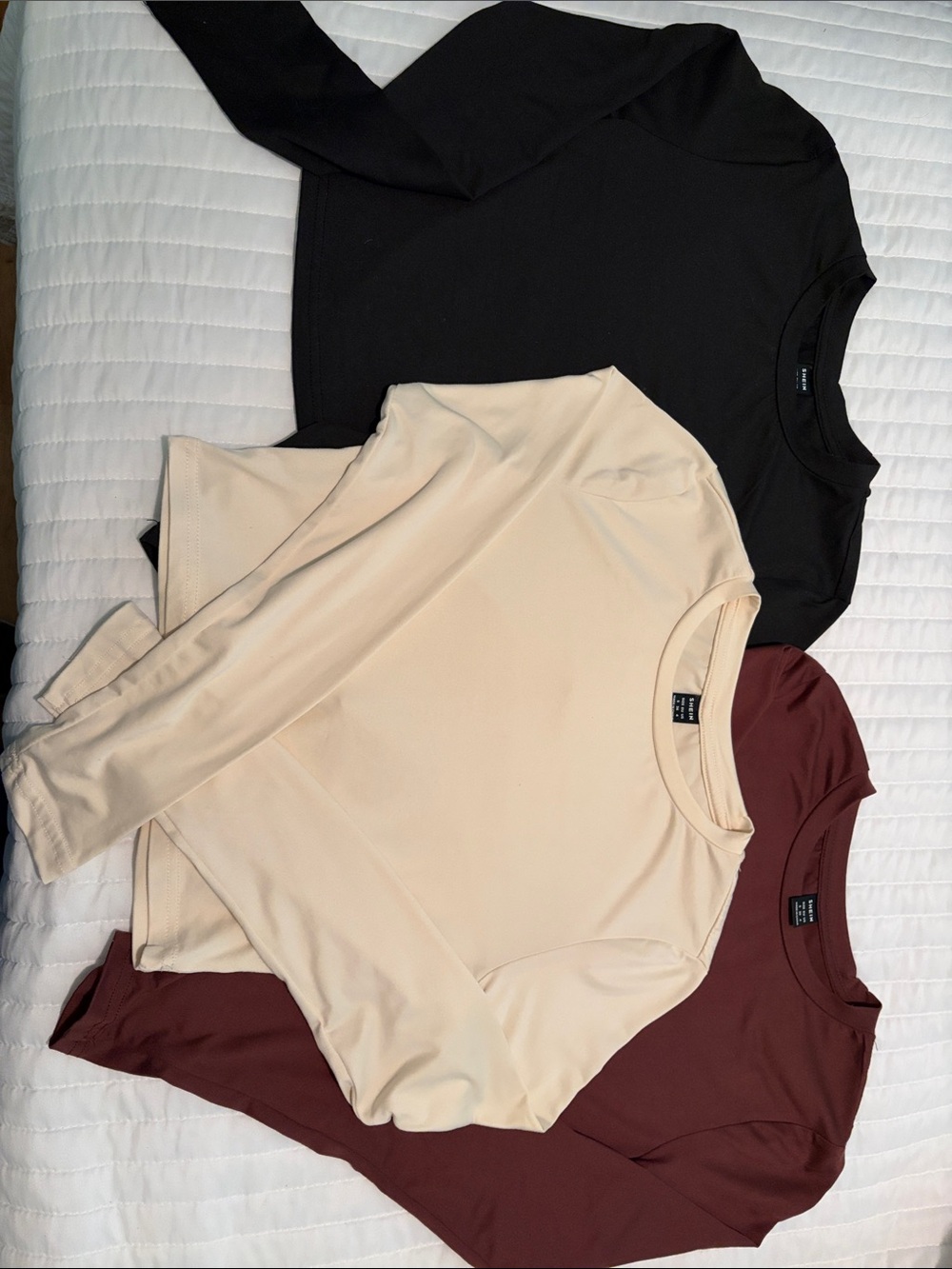 SHEIN Long Sleeve Crewneck Layering Crop Tops. Size Small
